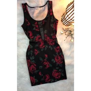 Sharp & Elegant Rose Patterned Dress